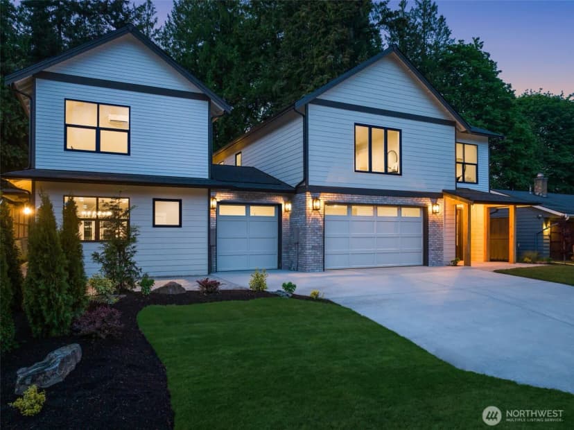 Property photo for 10604 Ne 137th Place, Kirkland