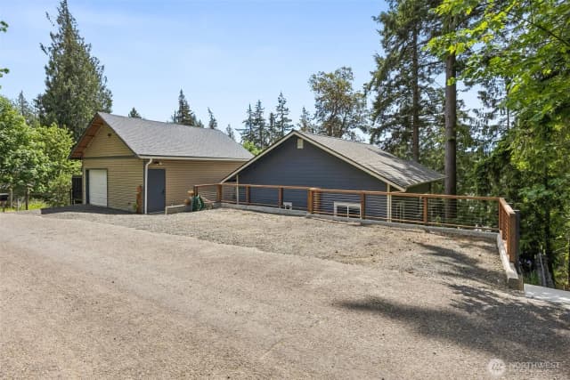 Property photo for 440 E Bridger Lane, Shelton photo 3