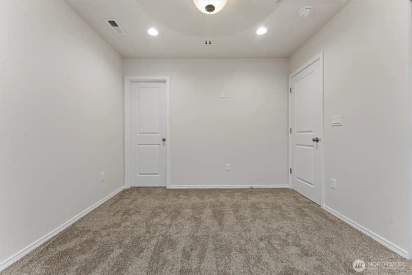 Property photo for 209 Rattray Drive, Mattawa photo 12