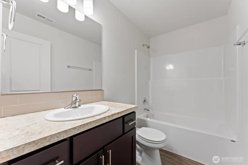 Property photo for 207 Rattray Drive, Mattawa photo 11