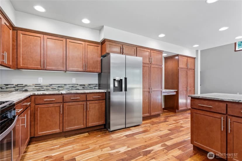 Property photo for 2761 W 99th Street, Blaine photo 8