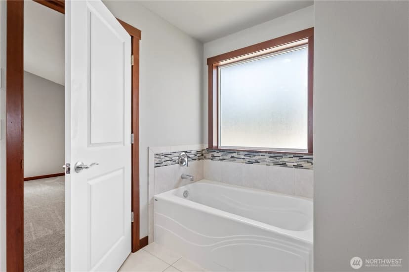 Property photo for 2761 W 99th Street, Blaine photo 34