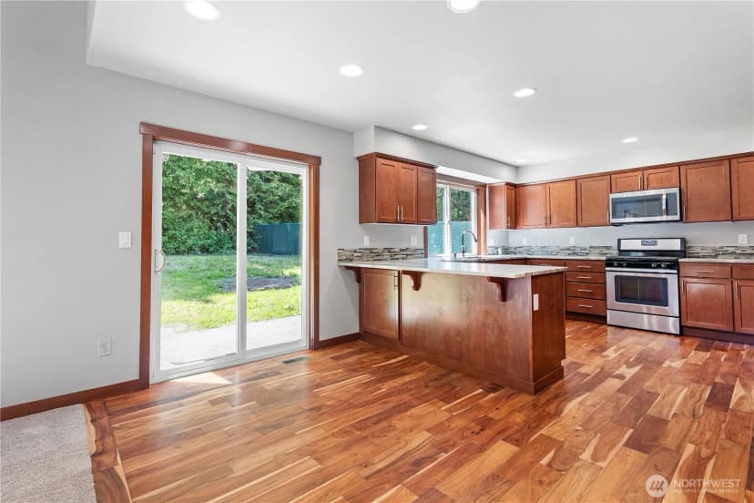 Property photo for 2761 W 99th Street, Blaine photo 11