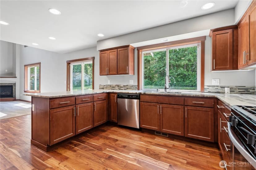 Property photo for 2761 W 99th Street, Blaine photo 7