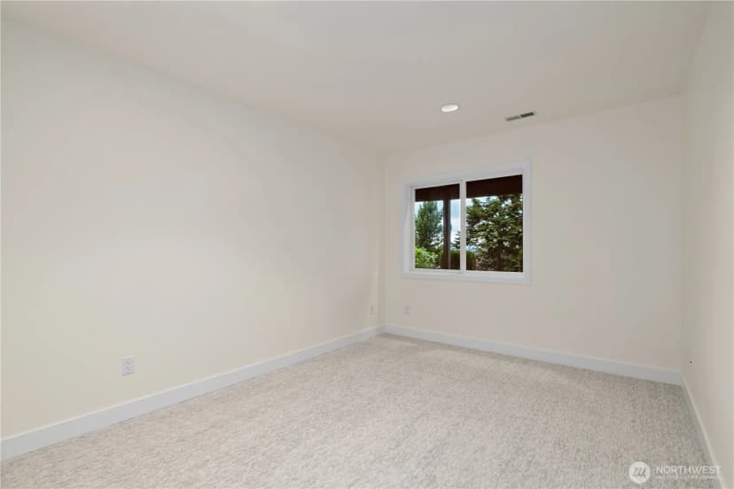 Property photo for 6714 45th Place Ne, Marysville photo 30