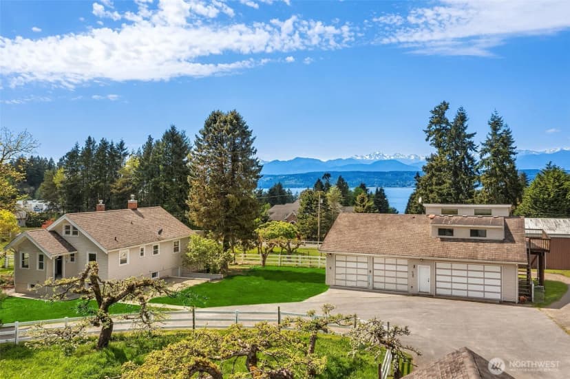 Property photo for 25443 Pioneer Way Nw, Poulsbo photo 33