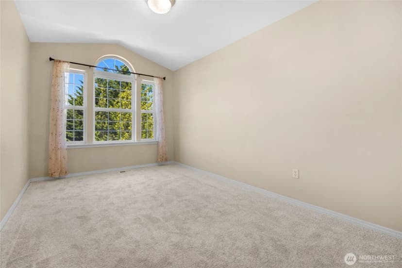 Property photo for 2132 151st Place Sw, Lynnwood photo 19