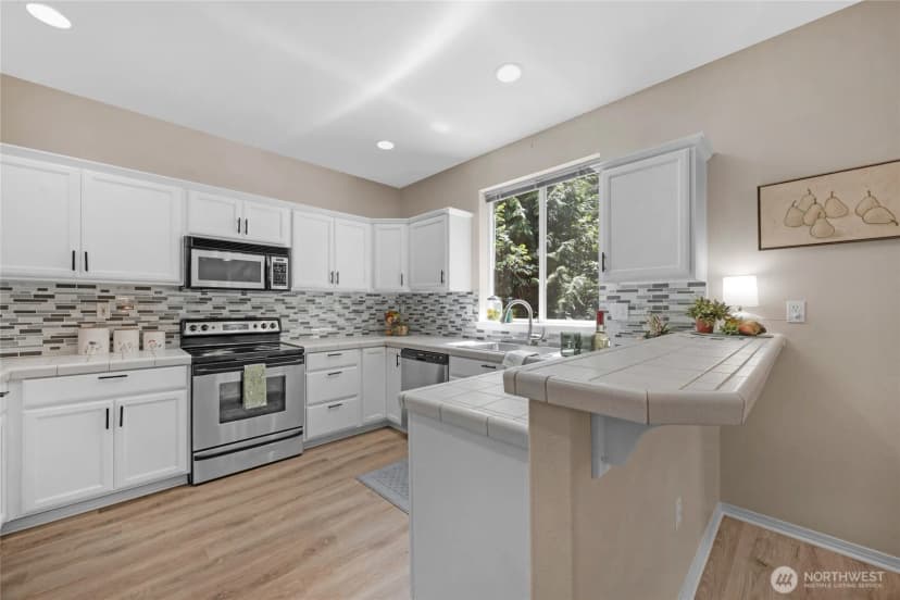 Property photo for 2132 151st Place Sw, Lynnwood photo 8