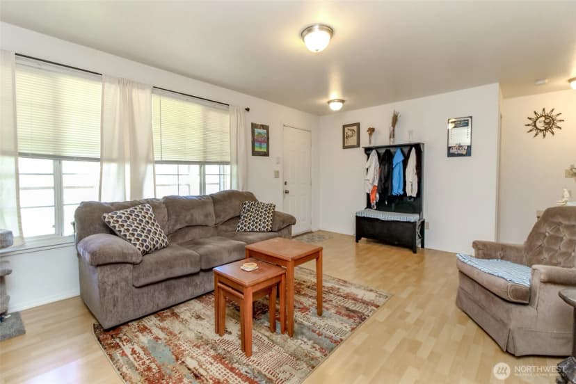 Property photo for 1902 S 17th Street, Tacoma photo 6