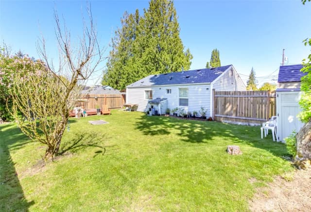 Property photo for 1902 S 17th Street, Tacoma photo 2