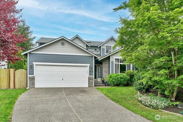 Property photo for 16714 10th Place W, Lynnwood photo 2