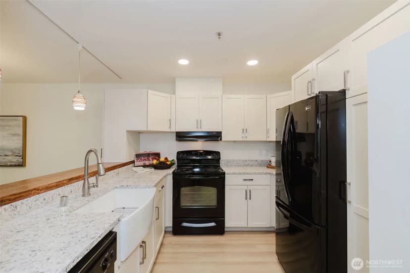 Property photo for 1750 152nd Avenue Ne #w110, Bellevue photo 4