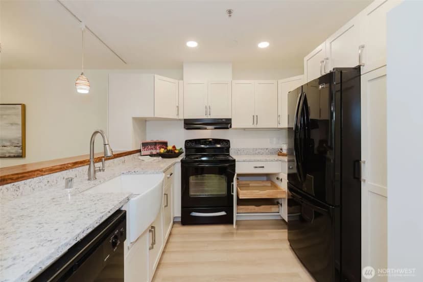 Property photo for 1750 152nd Avenue Ne #w110, Bellevue photo 5