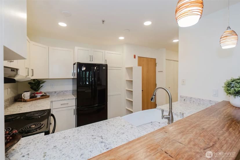Property photo for 1750 152nd Avenue Ne #w110, Bellevue photo 8