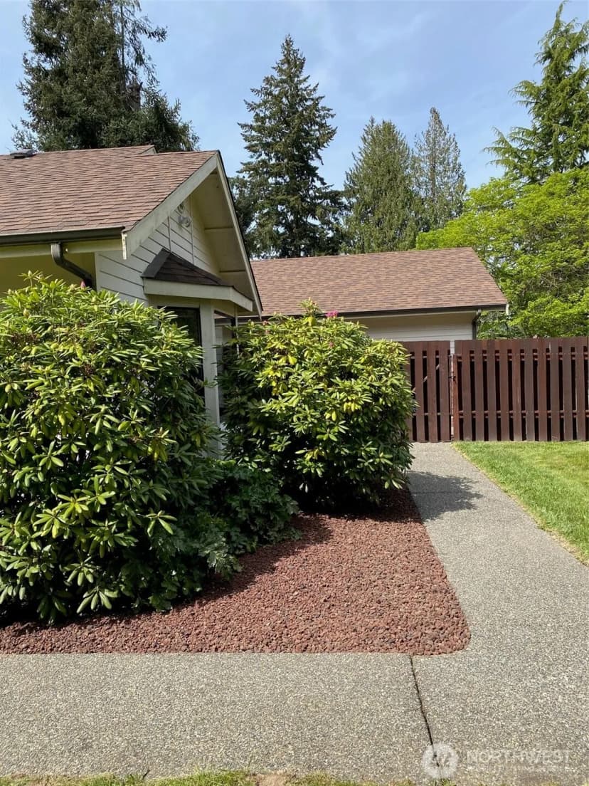 Property photo for 11310 Bingham Avenue E, Tacoma photo 6