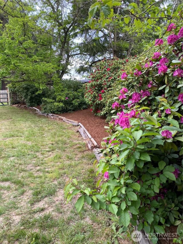 Property photo for 11310 Bingham Avenue E, Tacoma photo 5