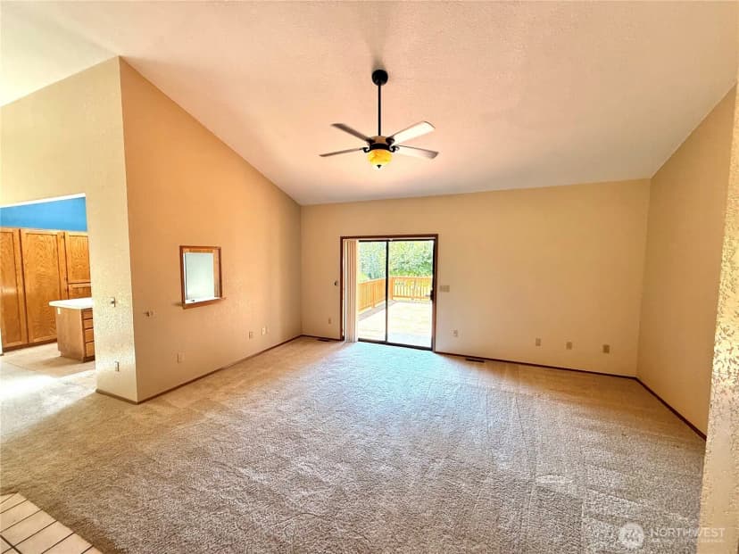 Property photo for 11310 Bingham Avenue E, Tacoma photo 28