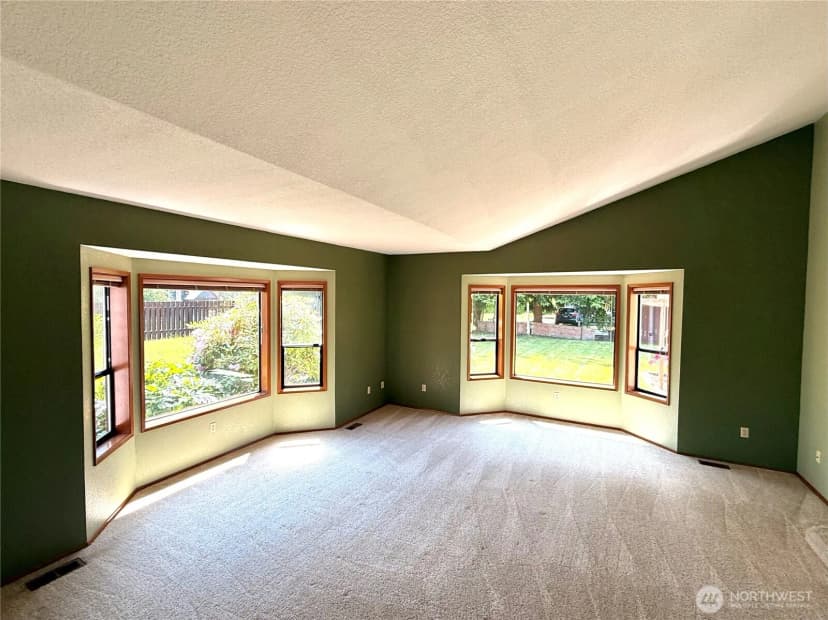 Property photo for 11310 Bingham Avenue E, Tacoma photo 19