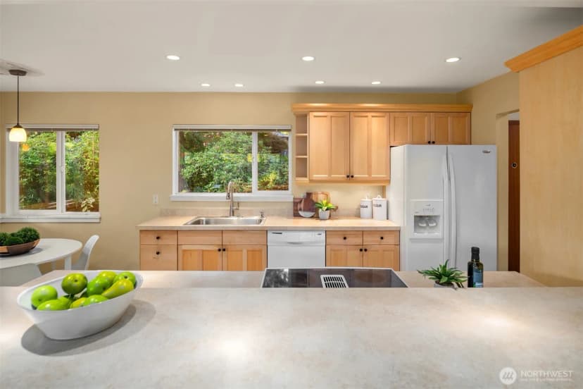 Property photo for 2965 74 Avenue Se, Mercer Island photo 18