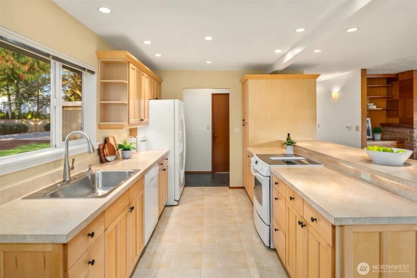 Property photo for 2965 74 Avenue Se, Mercer Island photo 19