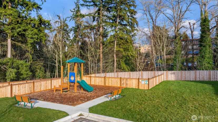 Property photo for 1407 Sw 122nd Lane #10b, Burien photo 17