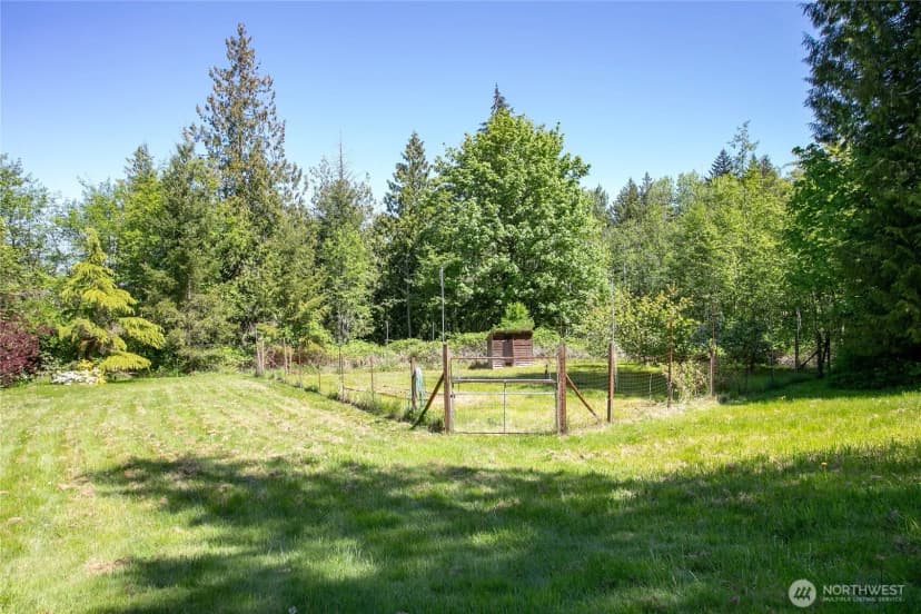 Property photo for 5483 Noon Road, Bellingham photo 35