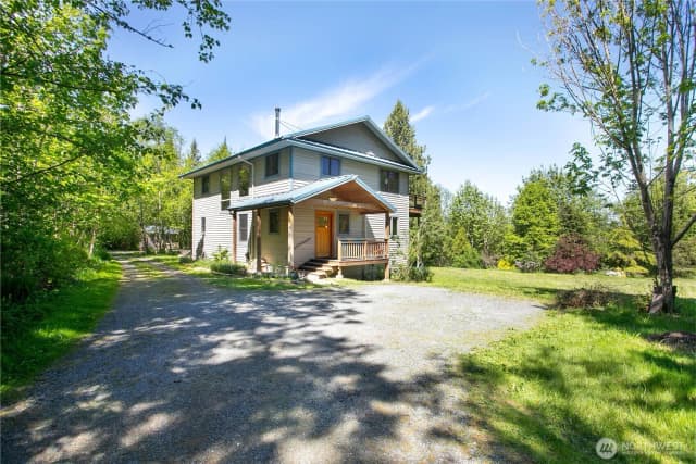 Property photo for 5483 Noon Road, Bellingham photo 3