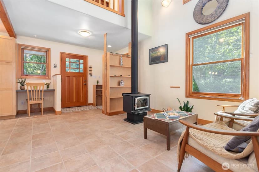 Property photo for 5483 Noon Road, Bellingham photo 9