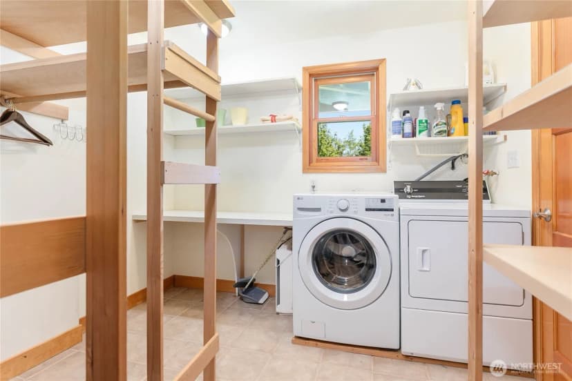 Property photo for 5483 Noon Road, Bellingham photo 13