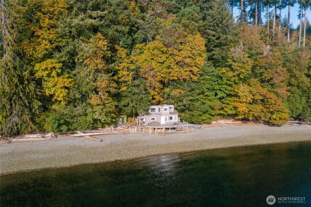 Property photo for 12511 Hallstrom Dr Nw Drive Nw, Gig Harbor photo 4