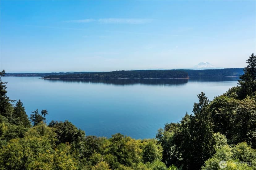 Property photo for 11011 Seaview Drive, Anderson Island photo 6