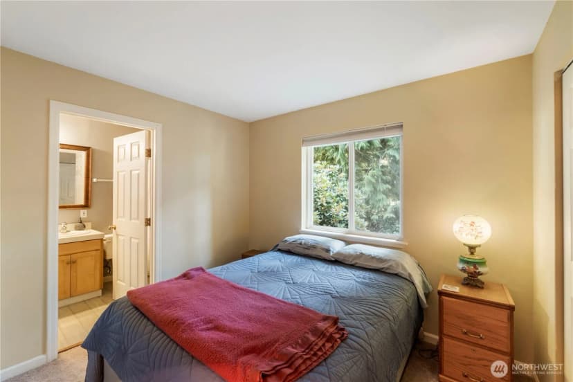 Property photo for 11011 Seaview Drive, Anderson Island photo 33