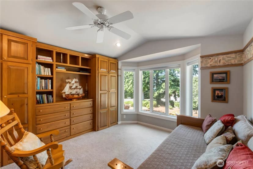Property photo for 11011 Seaview Drive, Anderson Island photo 30