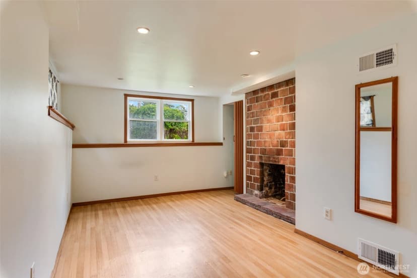 Property photo for 414 W Wyandotte Avenue, Shelton photo 11