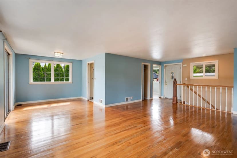 Property photo for 414 W Wyandotte Avenue, Shelton photo 8
