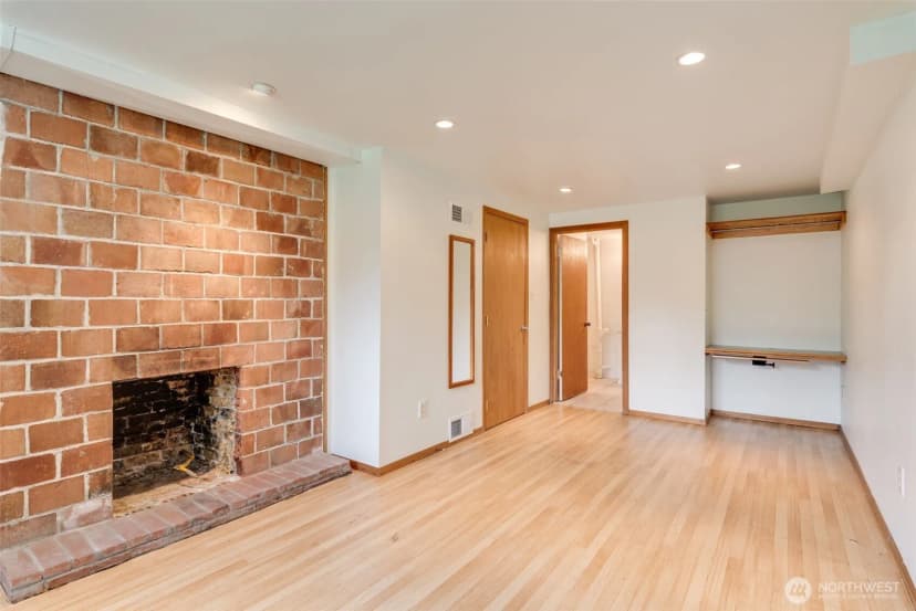 Property photo for 414 W Wyandotte Avenue, Shelton photo 12
