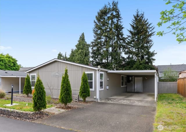 Property photo for 10511 196th Street Ct E, Graham