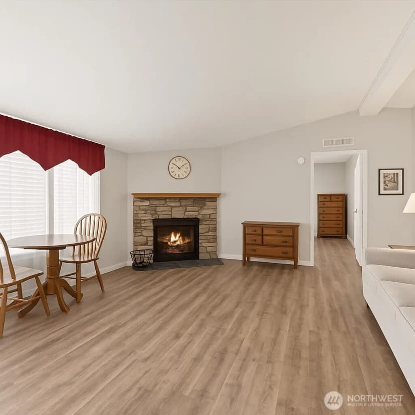 Property photo for 10511 196th Street Ct E, Graham photo 5