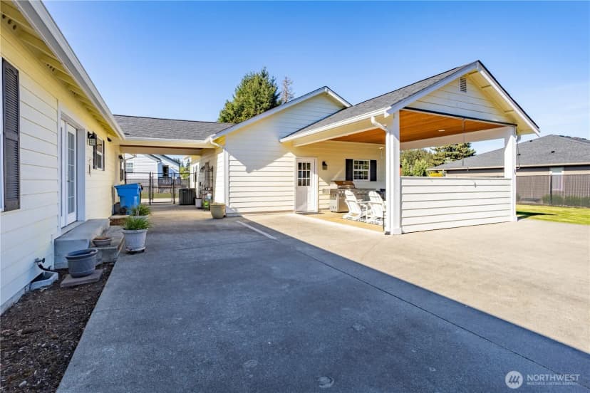Property photo for 900 Pheasant Road, Centralia photo 36