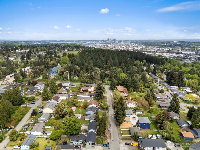 Property photo for 9444 5th Avenue Sw, Seattle photo 39