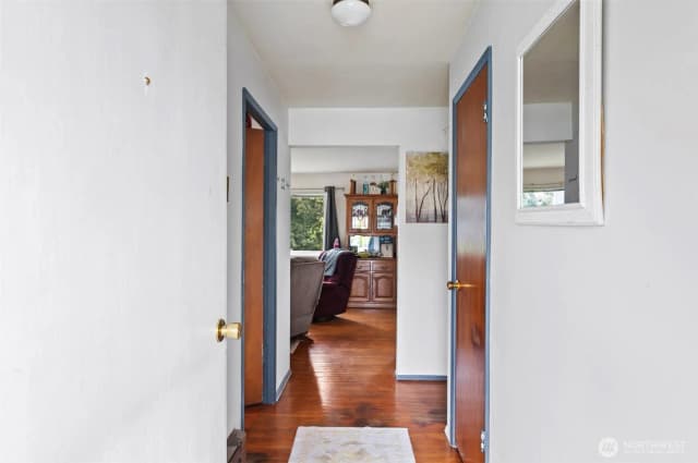 Property photo for 9444 5th Avenue Sw, Seattle photo 5