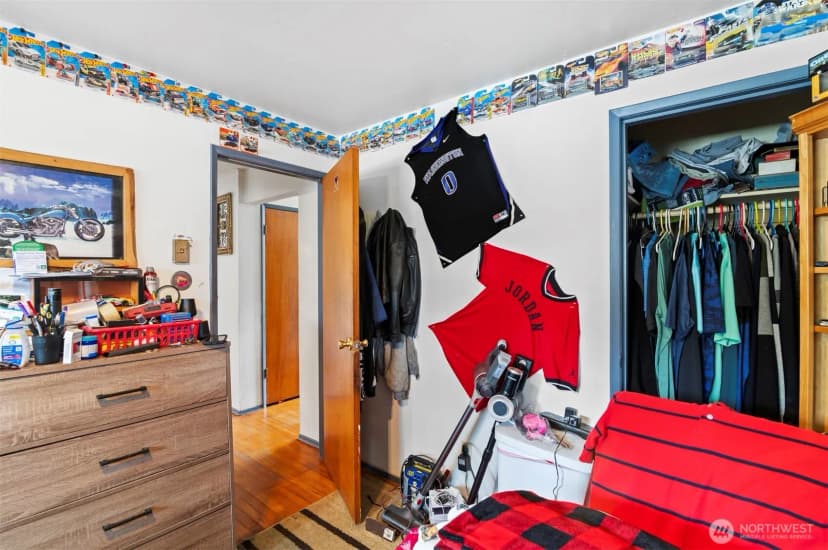 Property photo for 9444 5th Avenue Sw, Seattle photo 14