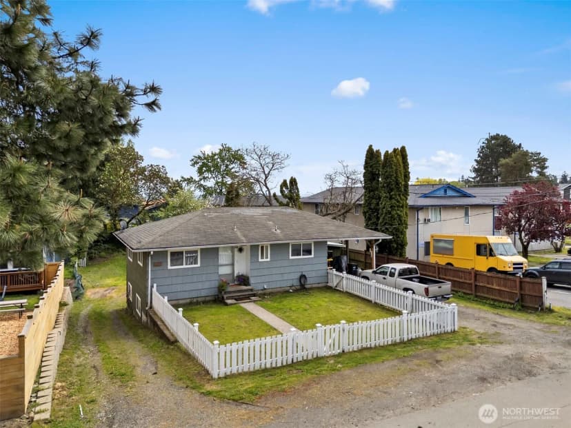 Property photo for 9444 5th Avenue Sw, Seattle photo 35