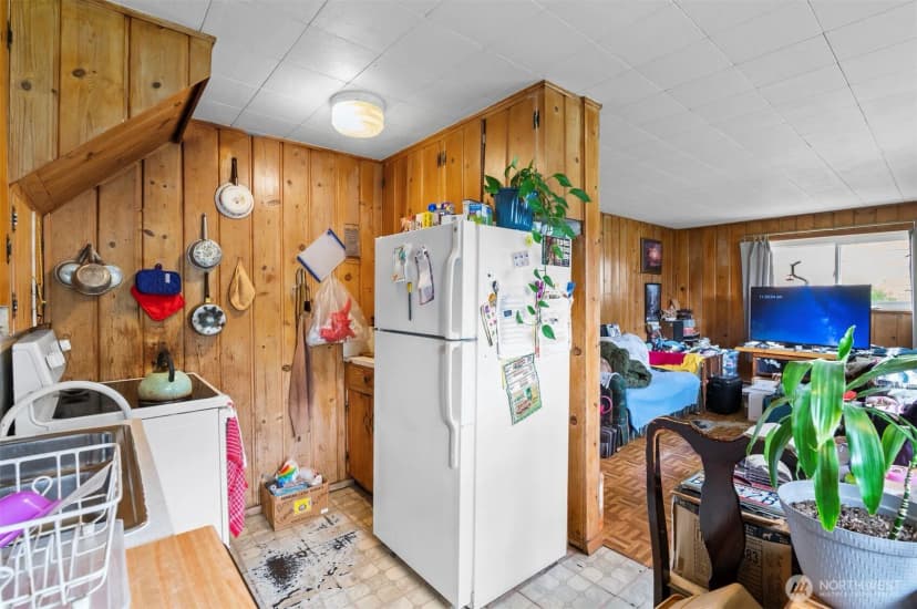 Property photo for 9444 5th Avenue Sw, Seattle photo 28