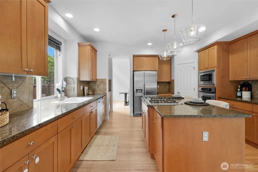 Property photo for 15927 35th Drive Se, Bothell photo 9