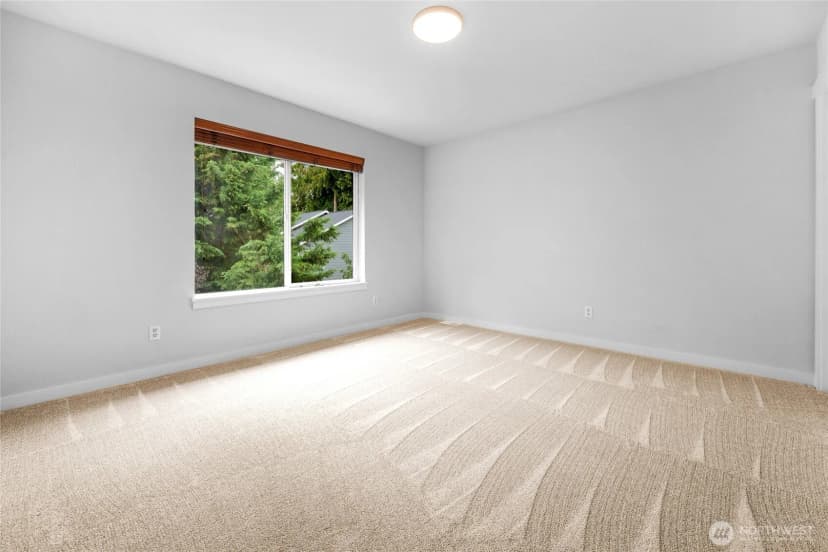 Property photo for 15927 35th Drive Se, Bothell photo 26