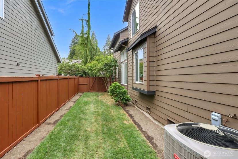 Property photo for 15927 35th Drive Se, Bothell photo 30