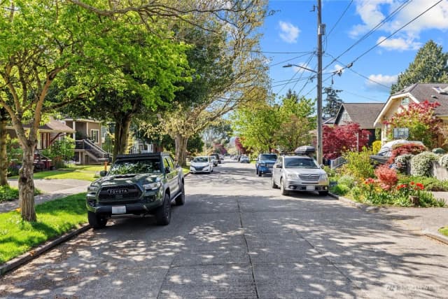 Property photo for 6744 Jones Avenue Nw, Seattle photo 2