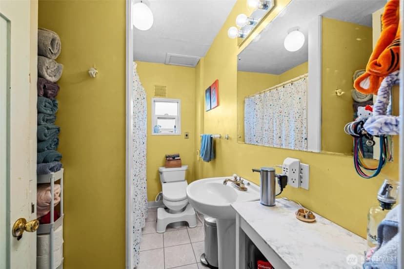 Property photo for 6744 Jones Avenue Nw, Seattle photo 12