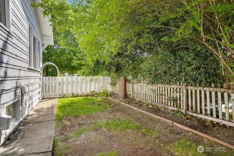 Property photo for 1027 E Main Street, Auburn photo 30